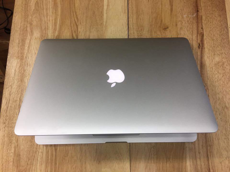 19437538_1570159916348135_436567517665994090_n.jpg