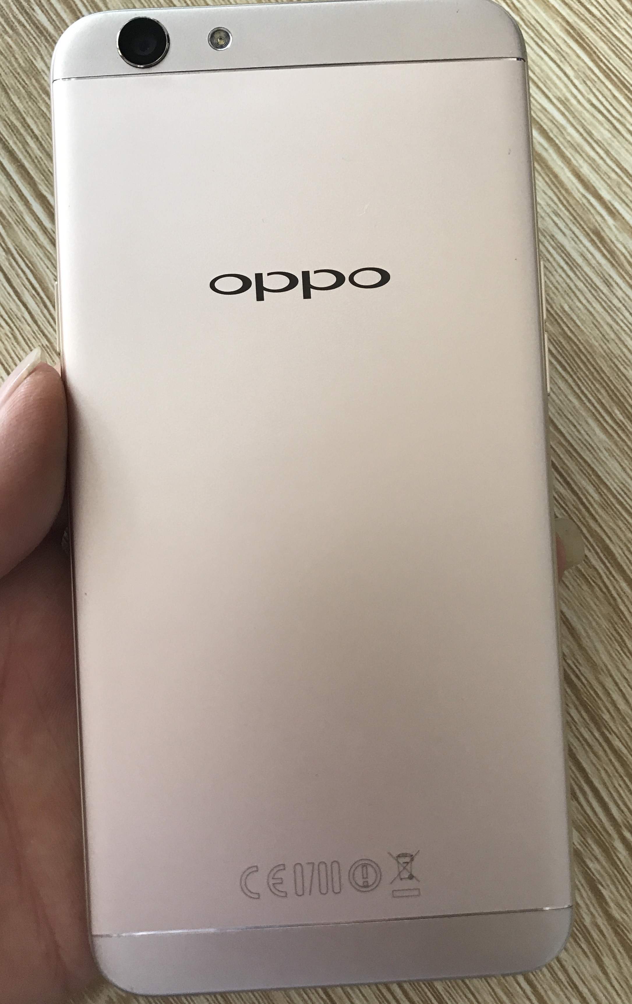 Ban Oppo F1s Gold Hang Cong Ty Bảo Hanh Dai 10 2017 3 650 000đ Nhật Tảo