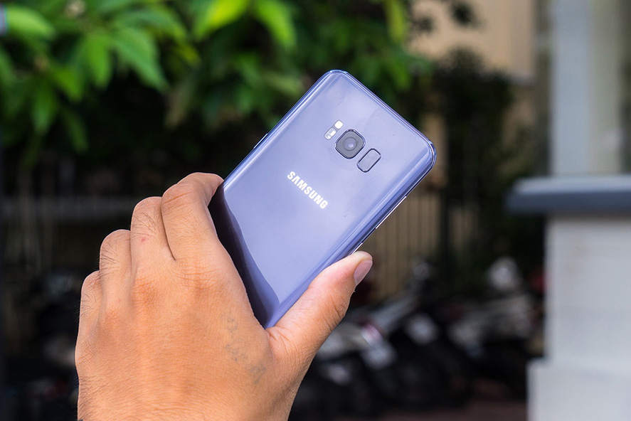 mo-hop-samsung-galaxy-s8-plus-phien-ban-mau-tim-khoi-15.jpg