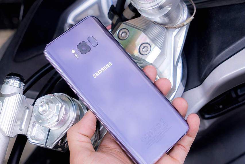 mo-hop-samsung-galaxy-s8-plus-phien-ban-mau-tim-khoi-11.jpg