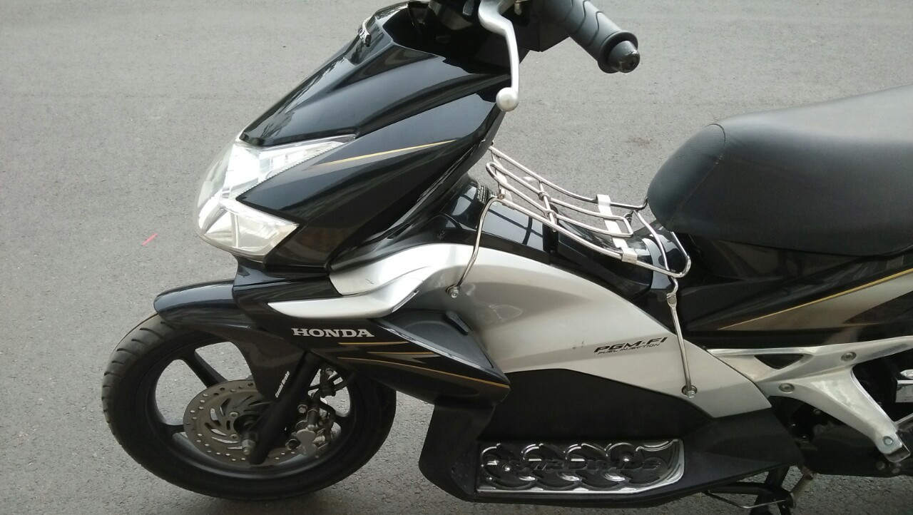 z712525545697_ed6491e235cfe709f381d5e4ff057fca.jpg