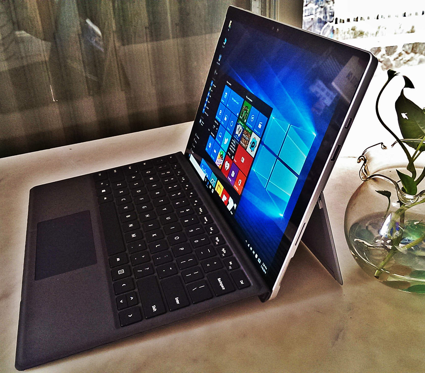 SURFACEPRO41.jpg