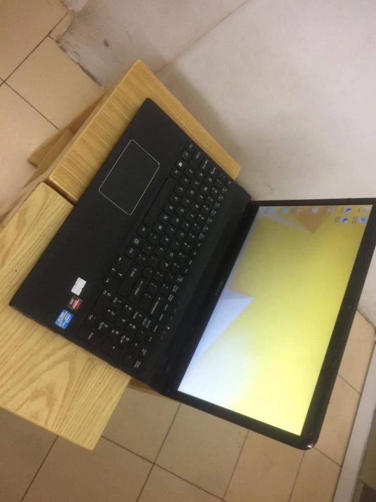 ,.jpg
