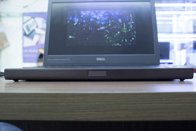 laptop-dell-precision-m4700-3.jpg
