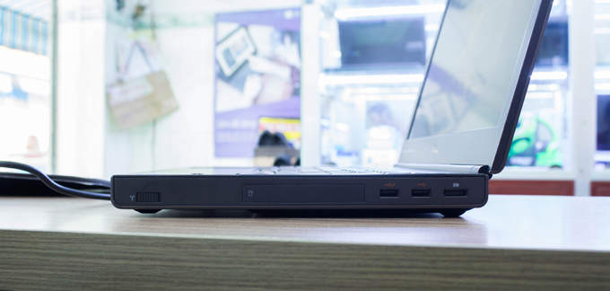 laptop-dell-precision-m4700-4.jpg