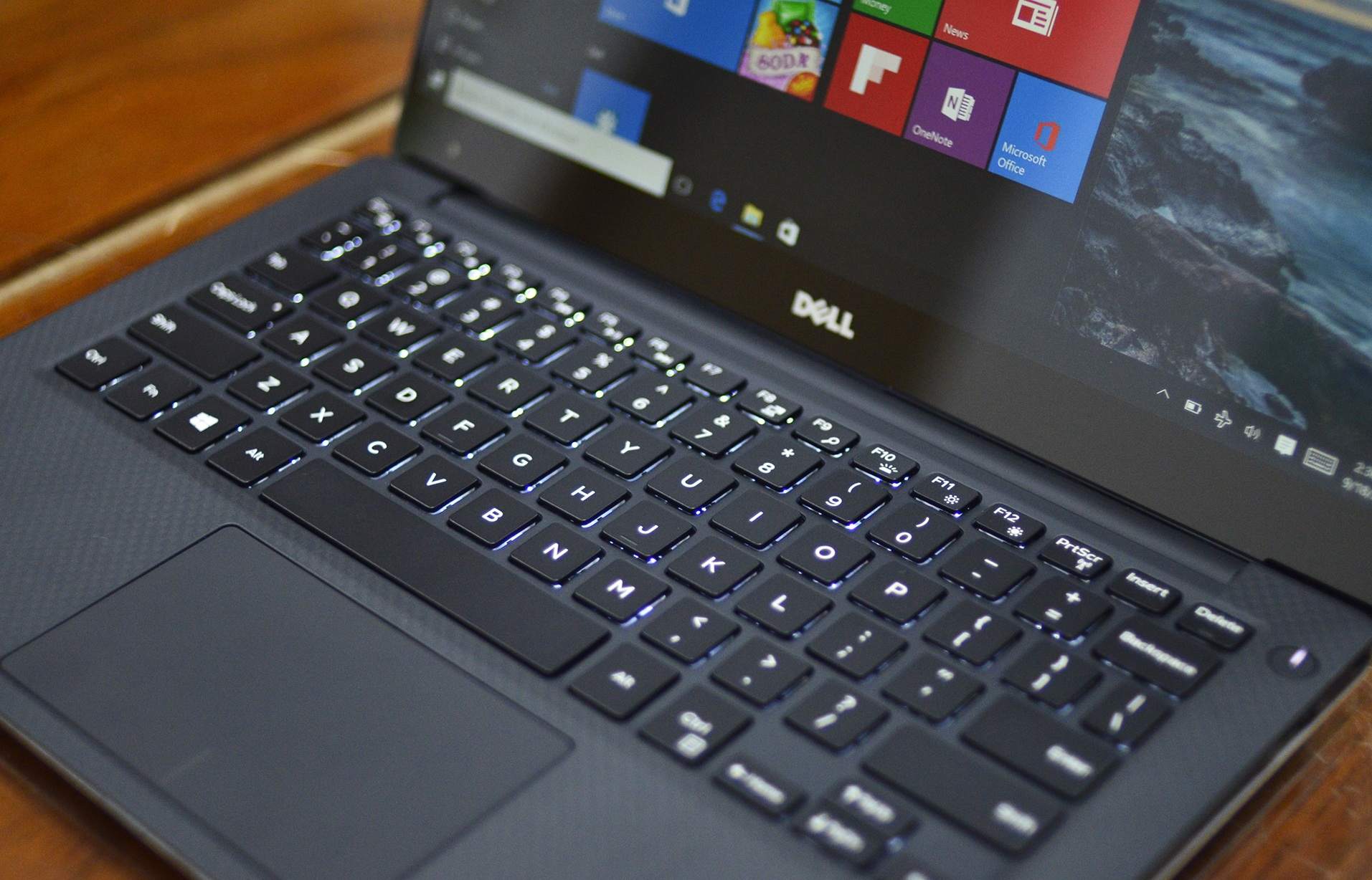 f2_dell-xps-13-9350 (5).JPG