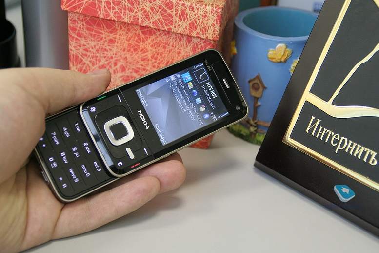 Nokia-N81-.jpg