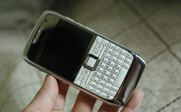 nokia e71 (3).jpg