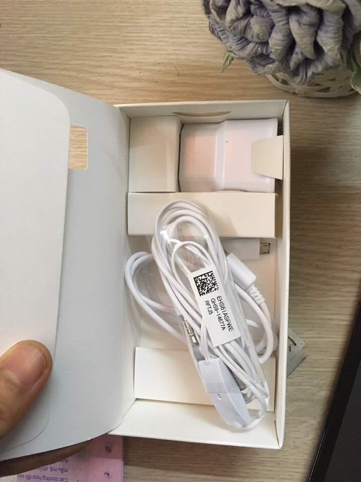 z735956908749_cd5ac76dde7e4f4b19ba42cfc1b7f9c9.jpg