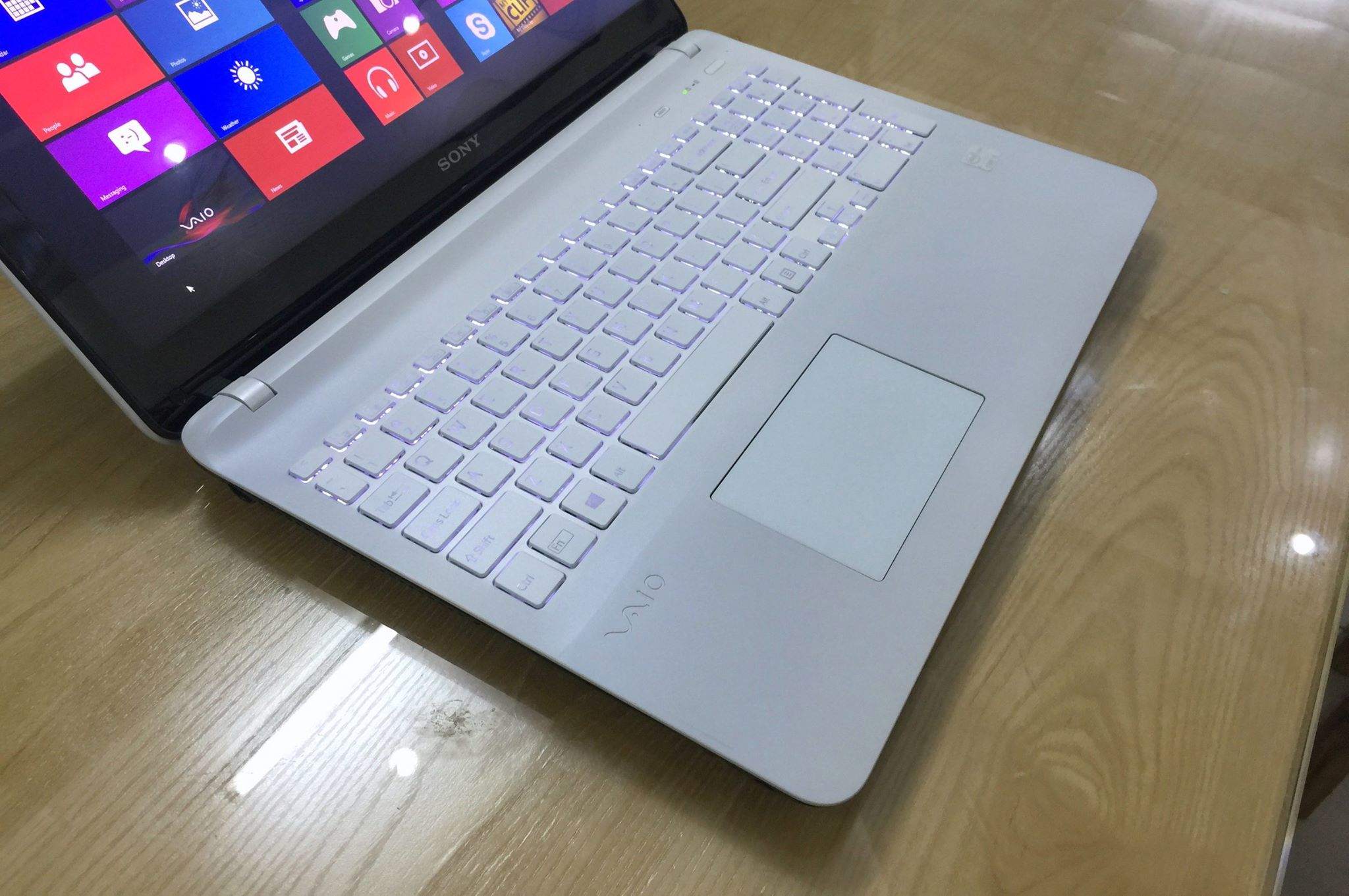 Laptop Sony Vaio Fit SVF15A13SG_2.jpg