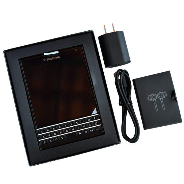 blackberry-passport-black-likenew-fullbox (6)-600x600.jpg