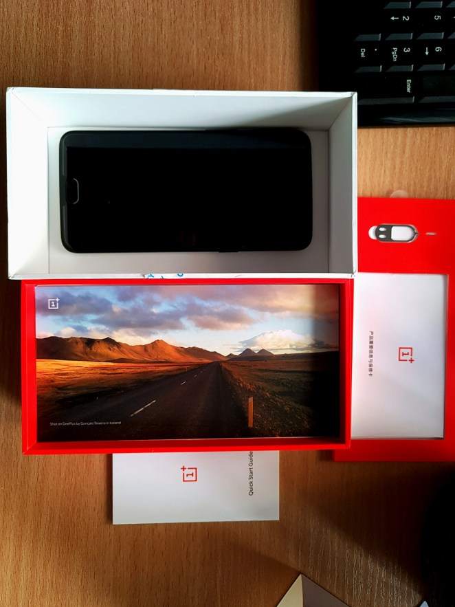 oneplus-5-midnight-black-8gb-ram-unboxing-antutu-benchmark-2.jpg