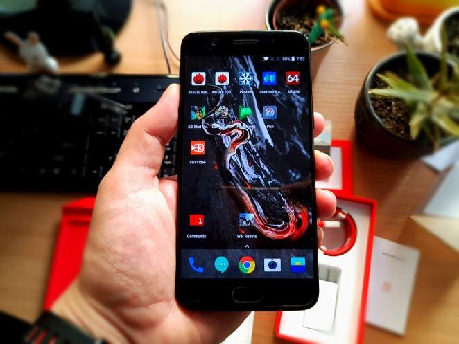 oneplus-5-midnight-black-8gb-ram-unboxing-antutu-benchmark-3.jpg
