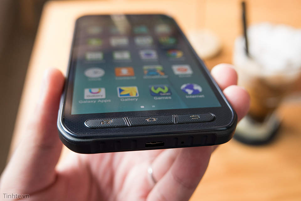 3090561_Tinhte.vn_Samsung_Galaxy_S6_Active-4.jpg