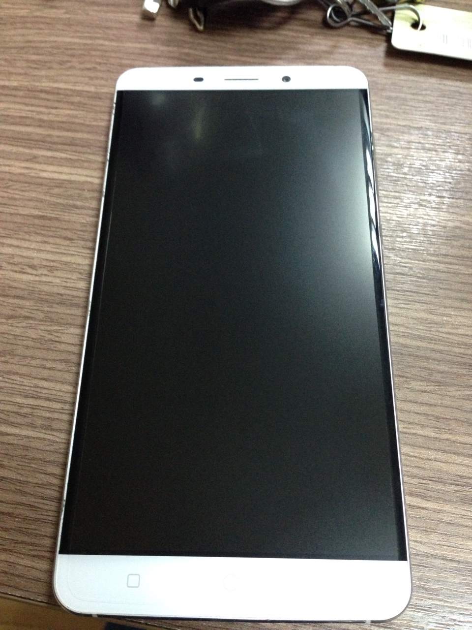 z769138963140_be071b9adae6192c07b8032827c49764.jpg