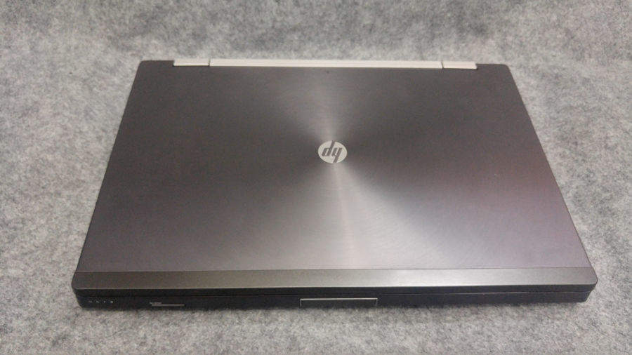 8570w_laptoptoanthanh_01.jpg