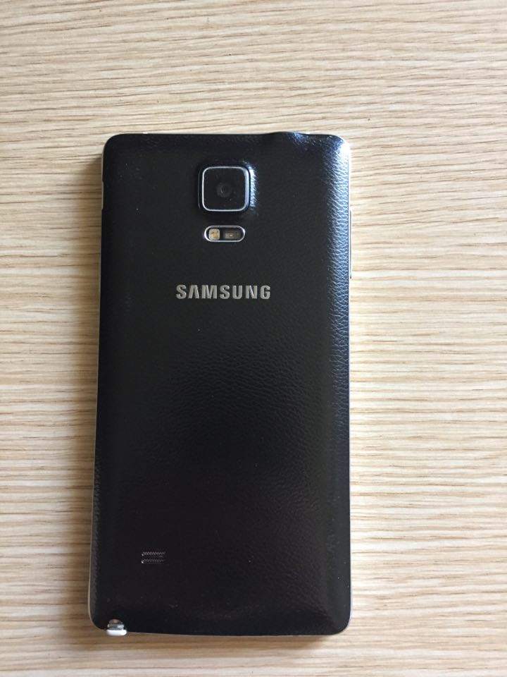 note 4 mặt sau.jpg