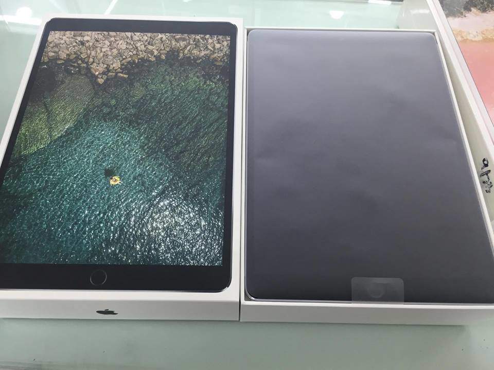 ipad_pro_10.5_inch_4G.jpg