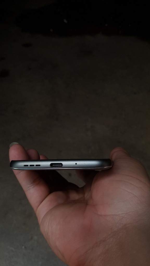 lg g5 den...jpg