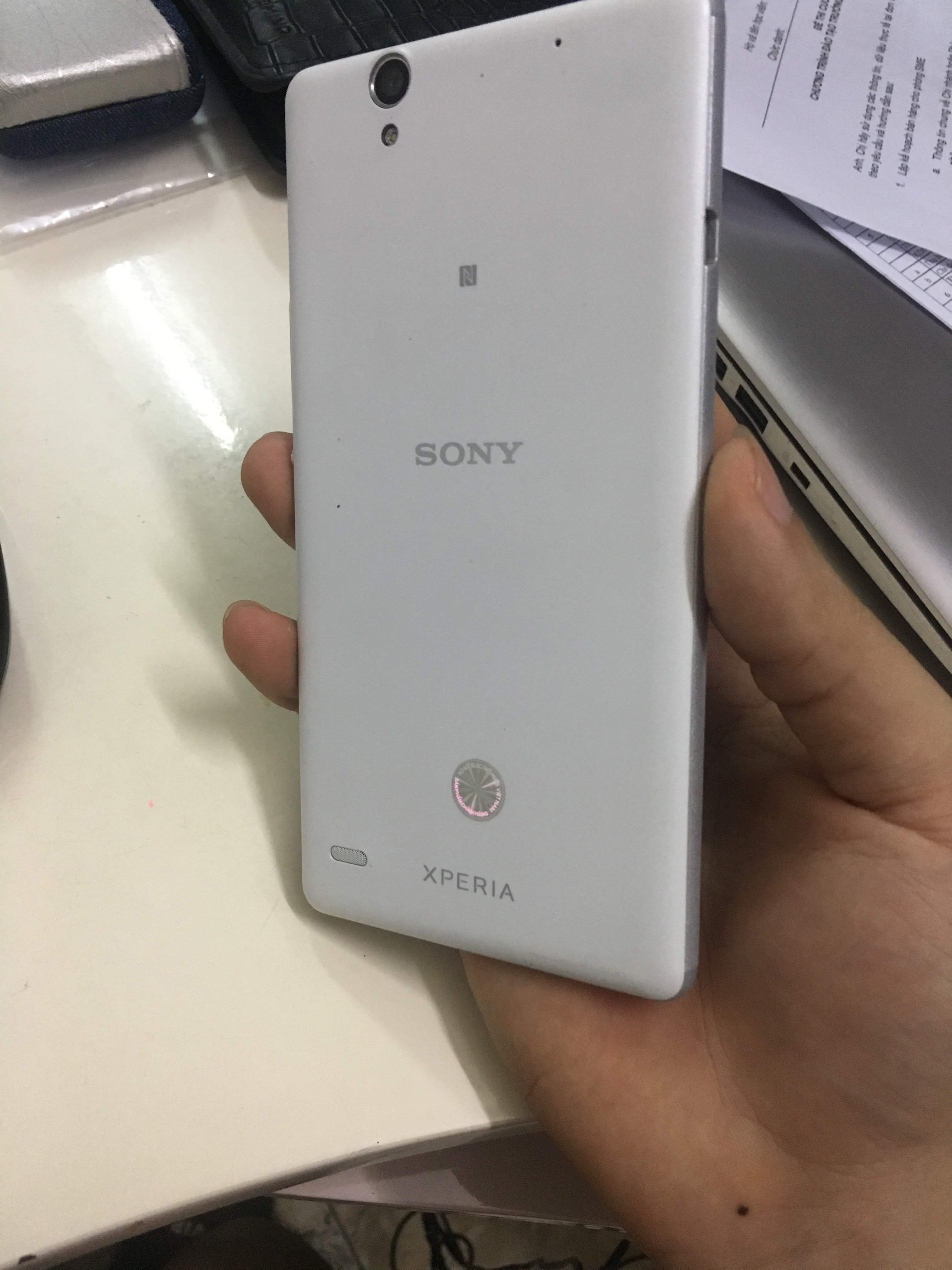 sony c4 trang..jpg