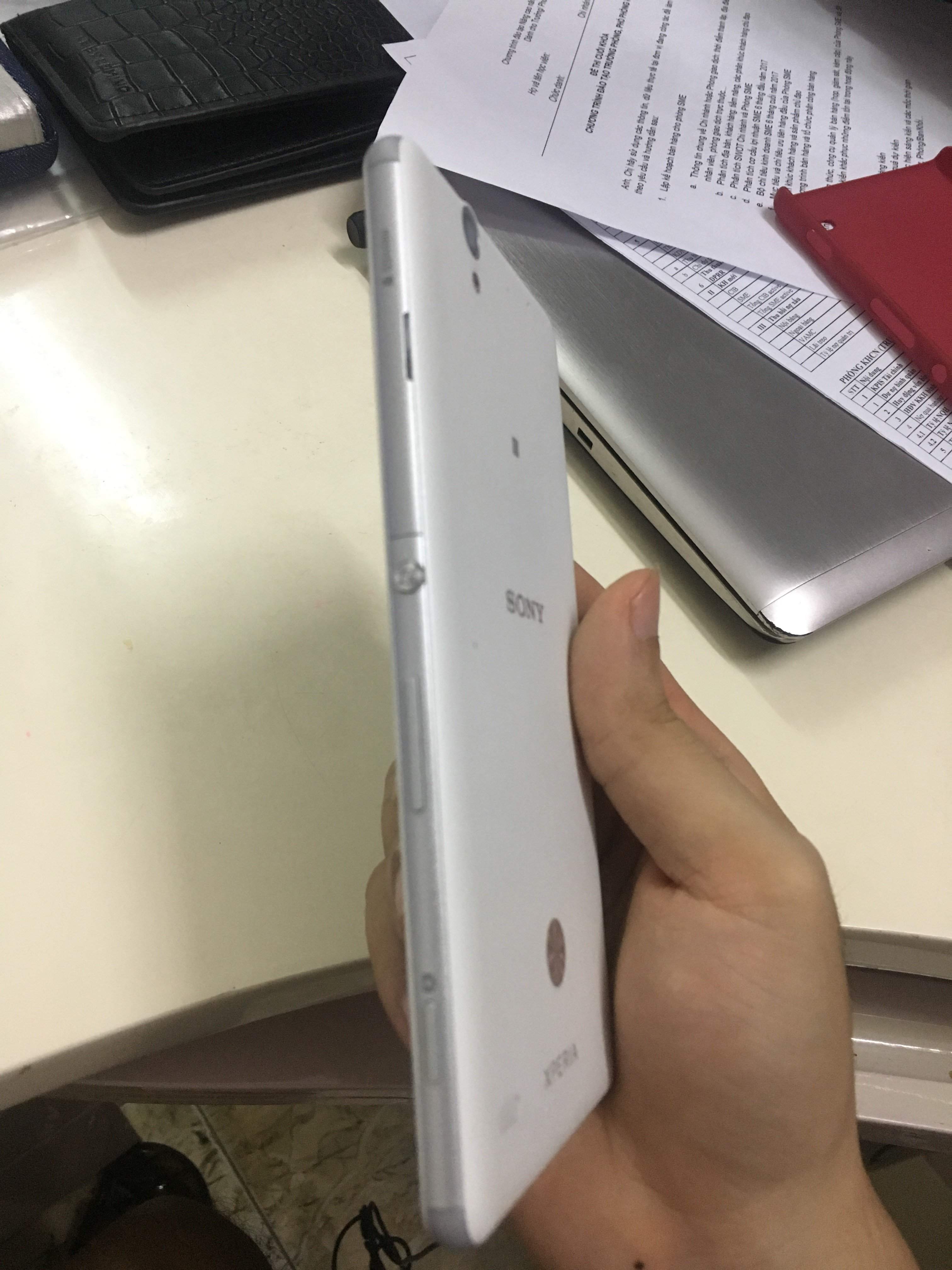 sony c4 trang...jpg