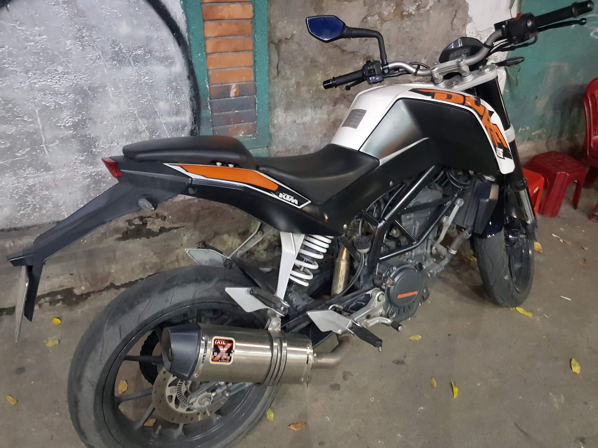 ktm.jpg