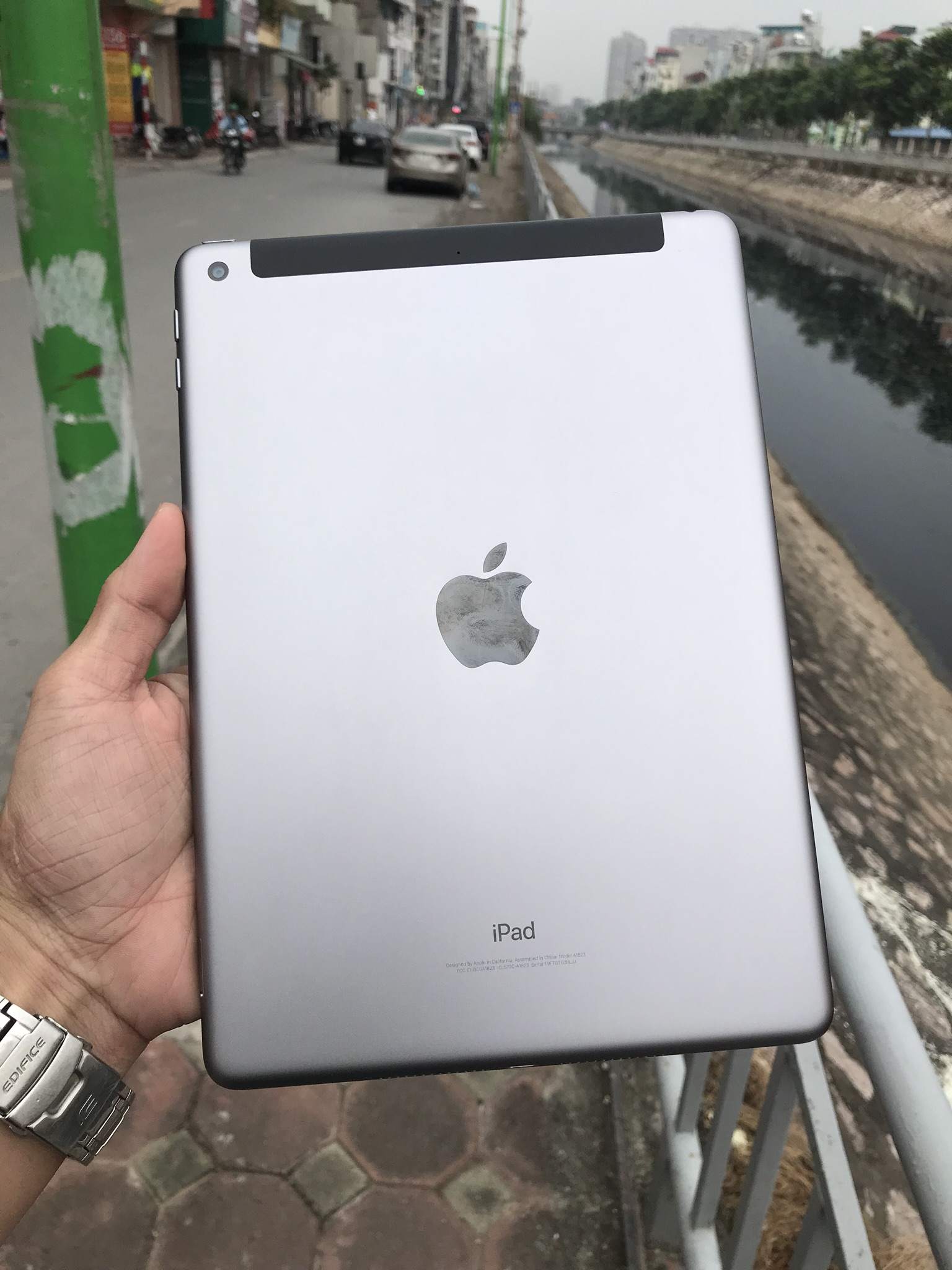ipad 2017.jpg