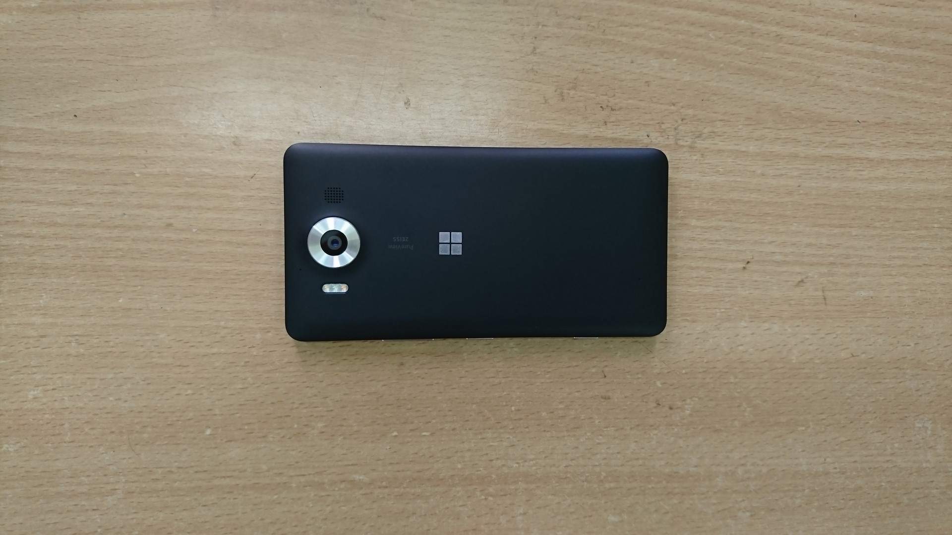 lumia 3 (Copy).JPG