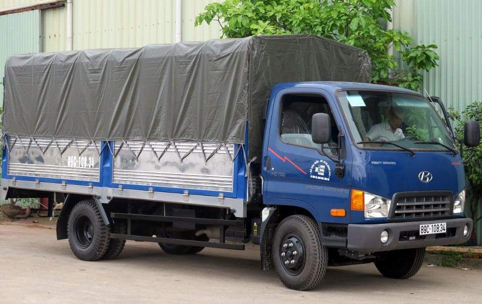 xe-tai-thung-7-tan-hd700-hyundai.jpg