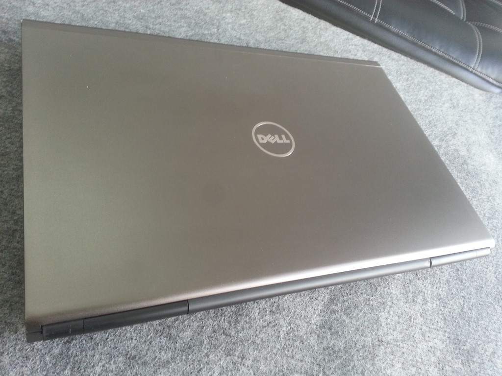 laptop-workstation-dell-m4600-may-tram-di-dong-core-i7-2670qm-cu-gia-re-2.jpg