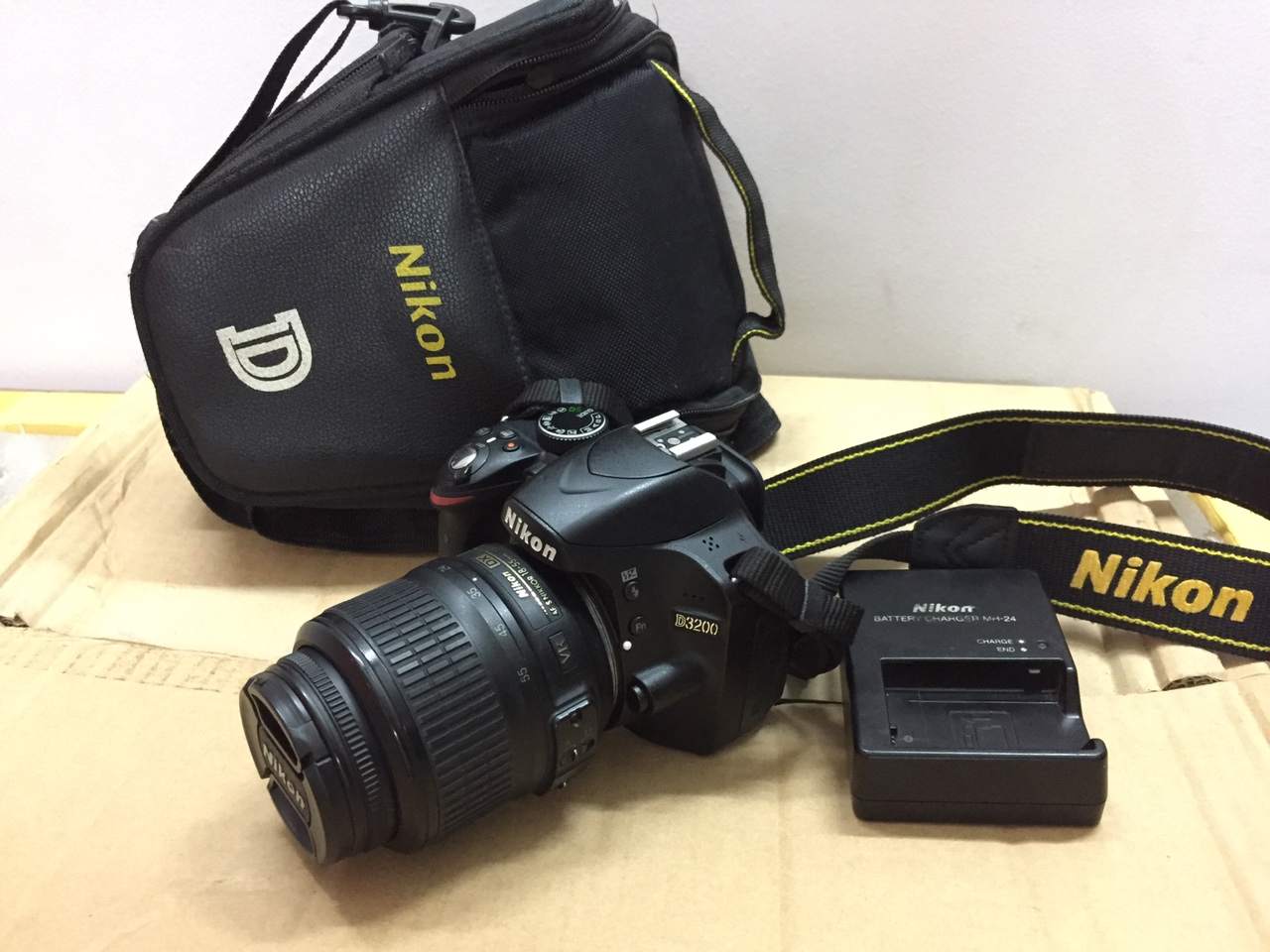 d3200a.jpg