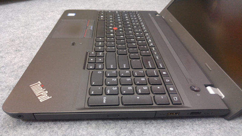 laptoptoanthanh-thinkpad-E560-05.jpg
