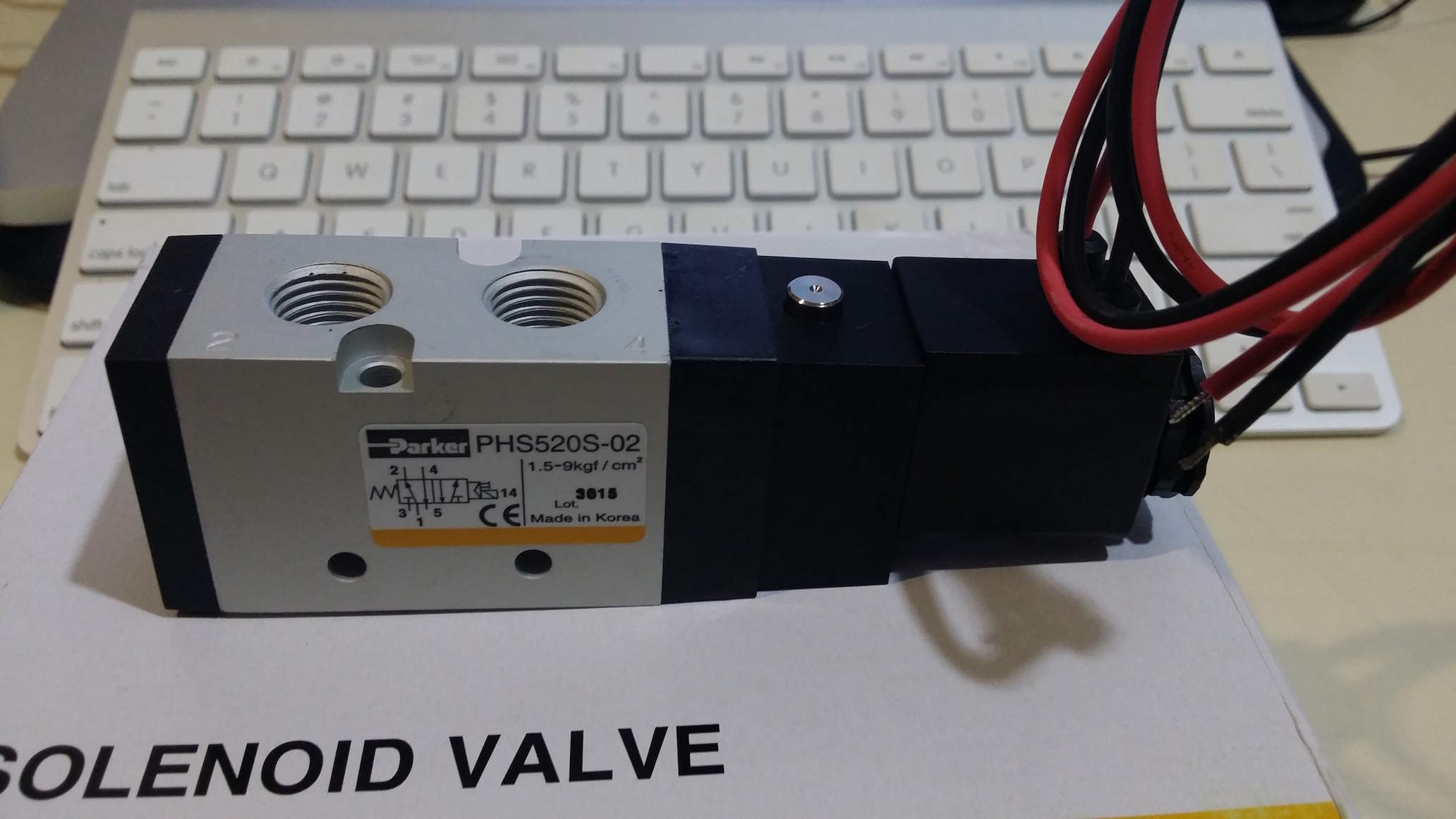 Parker PHS520S-02-AC220V.jpg