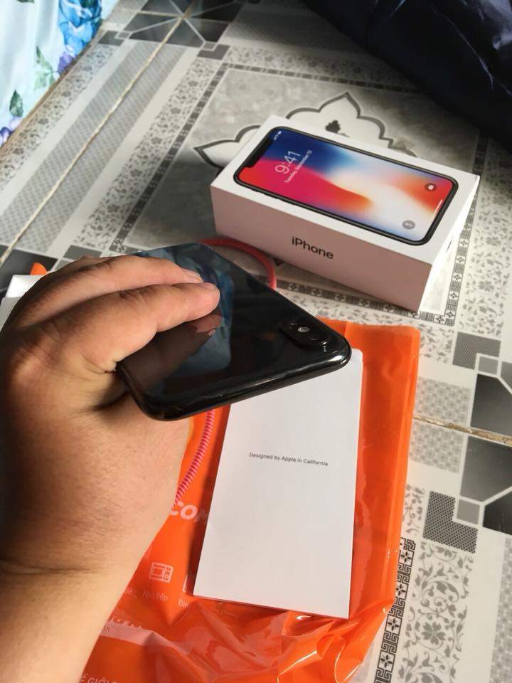 iphone x den 256gb tgdd 1.jpg