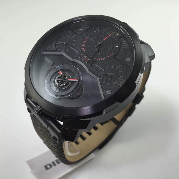 men-s-diesel-machinus-oversized-4-time-zone-watch-dz7358-8.jpg