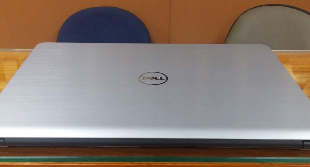 dell-5547-88.jpg