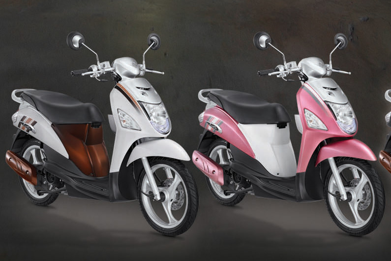  Suzuki Indonesia presenta Let's, un scooter compacto para mujeres