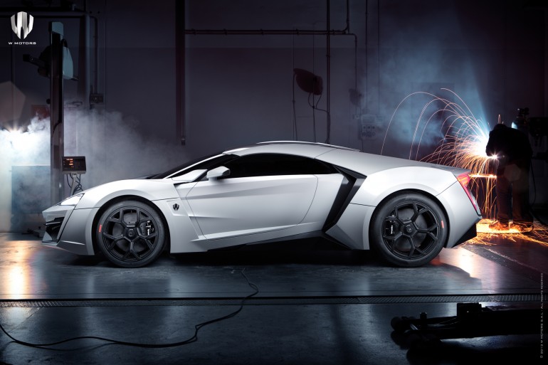 W Motors ra mắt siêu xe Lykan Hypersport với mức giá 3,4 triệu USD