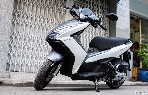 Đánh giá chi tiết xe Honda Air Blade 125cc: Chạy ngon, xăng 45km/lít | Viết  bởi cuLong