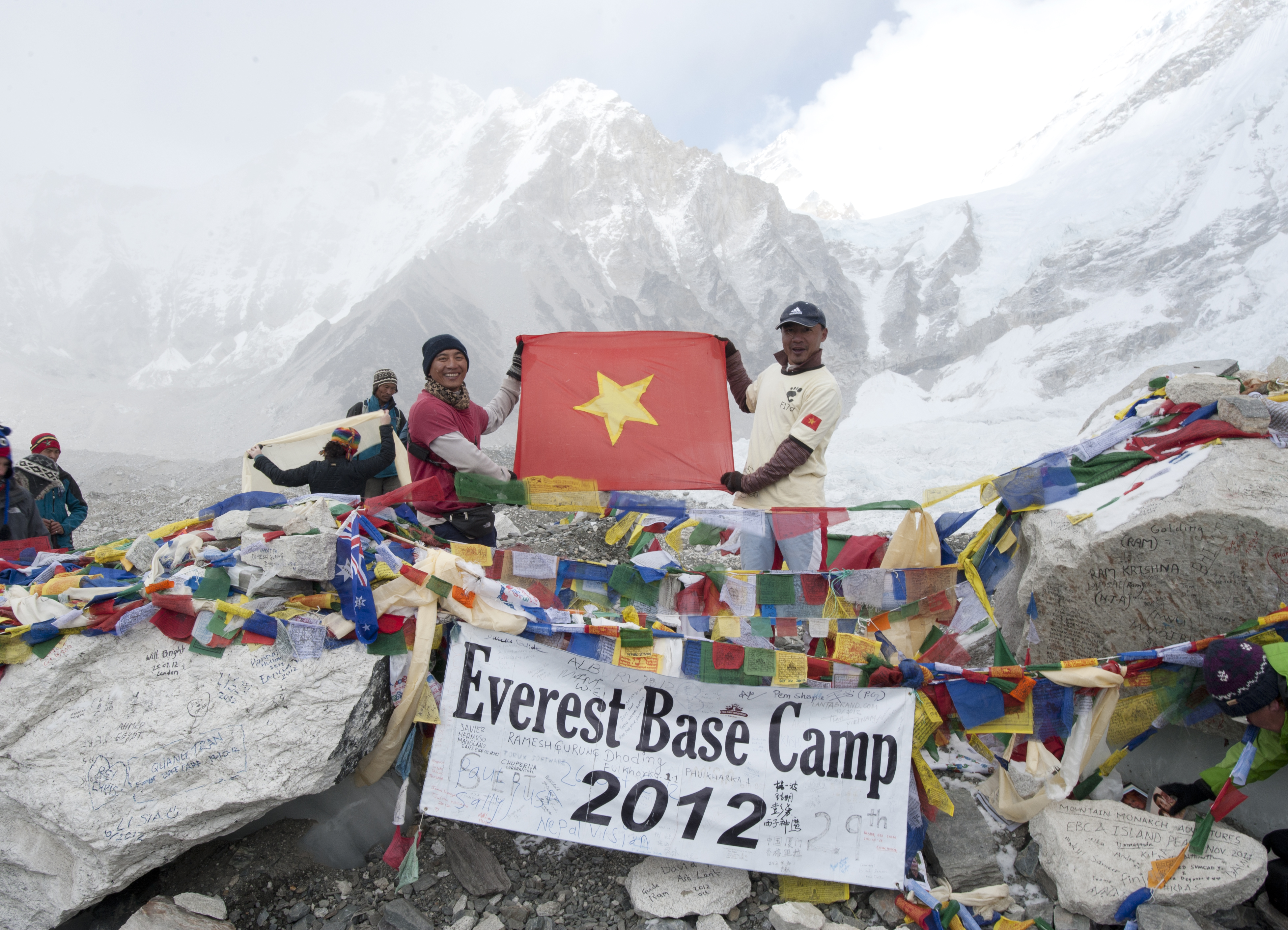 The Big Picture] Con đường chinh phục đỉnh Everest
