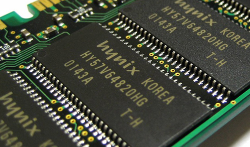 SK-Hynix-RAM-memory-chip.jpg