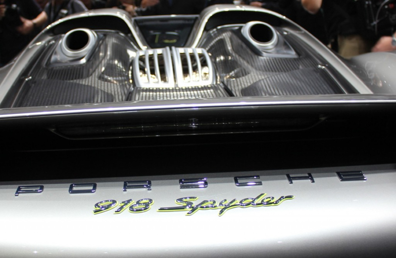 Porsche-918-Spyder-7.jpg