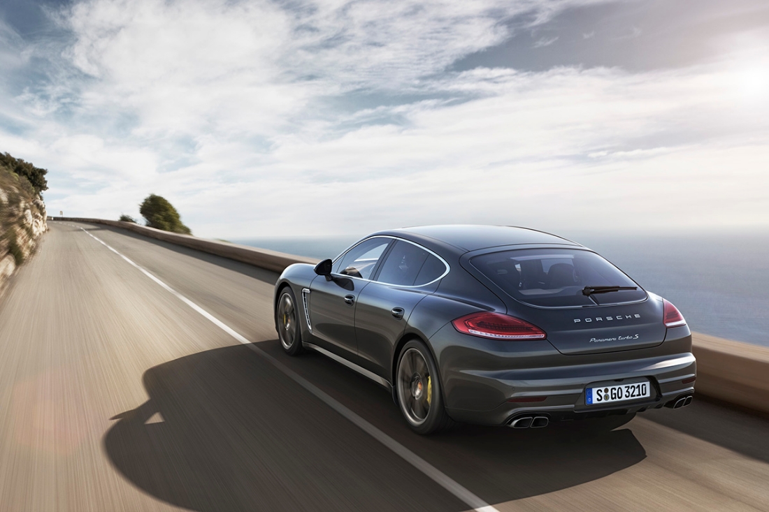 Porsche-Panamera-Turbo S-2014-4.jpg