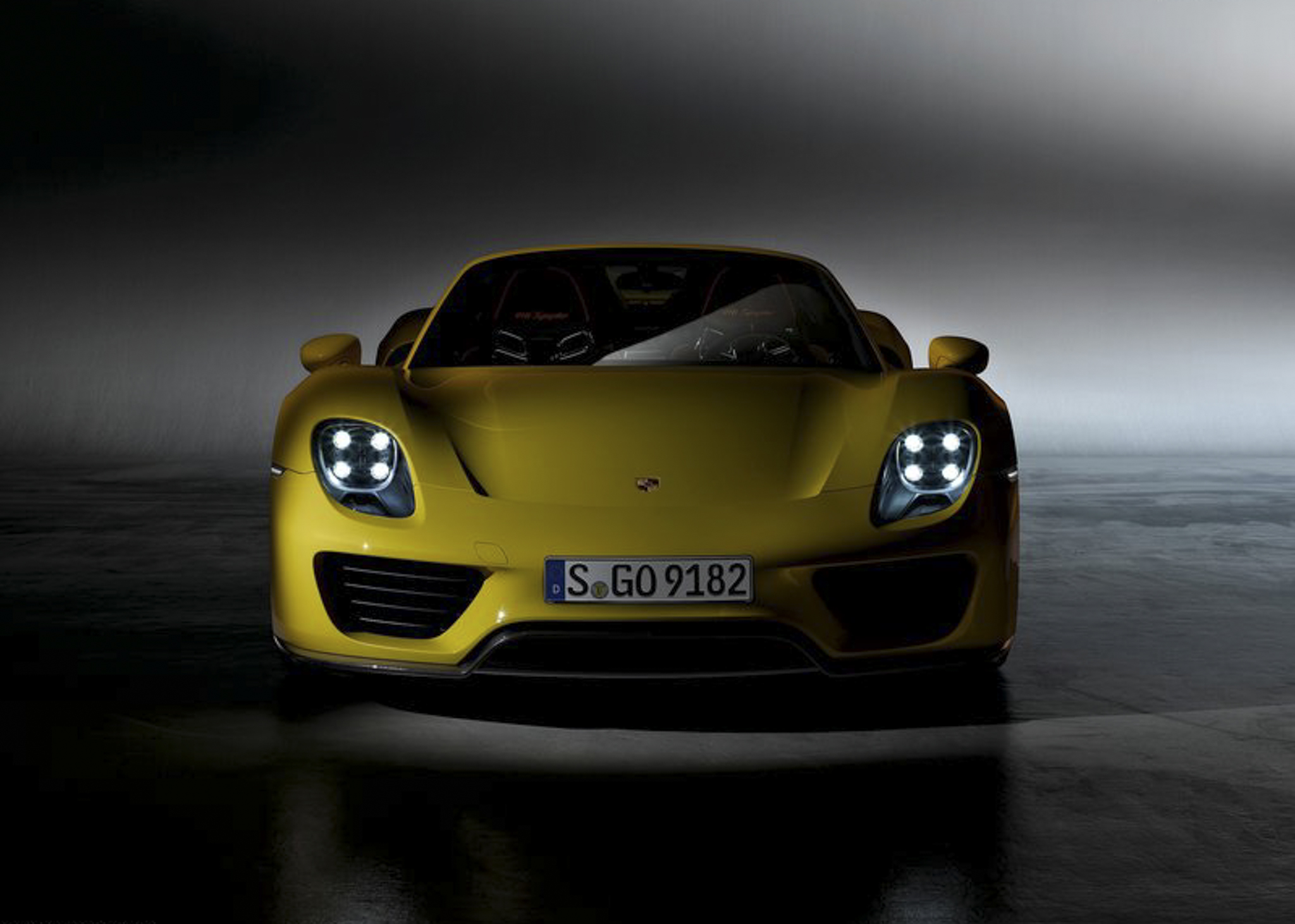 Porsche-918-Spyder-4.jpg