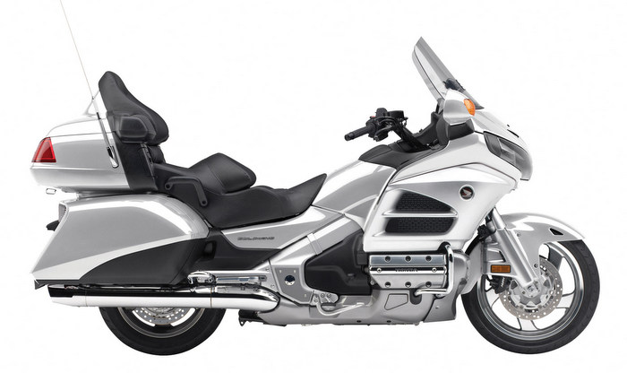 2013-Honda-GoldWingGL1800d.jpg