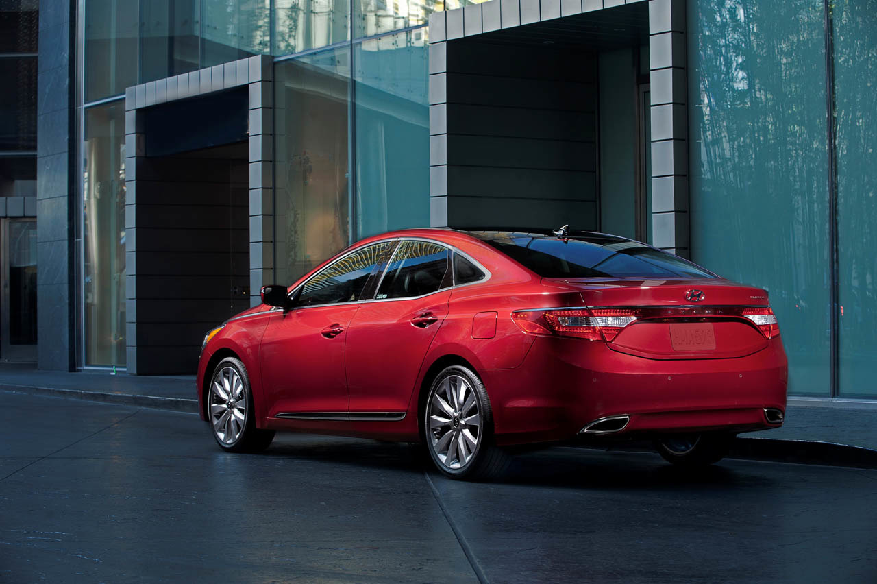 8-hyundai-azera-2014.jpg