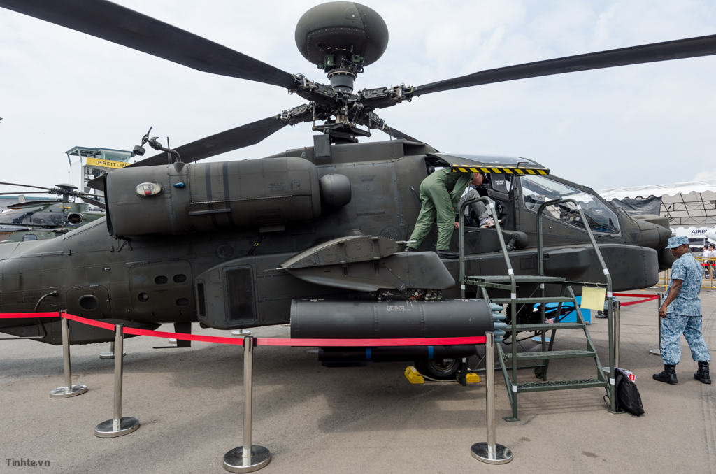 tinhte.vn-Boeing-AH-64D-Apache.jpg