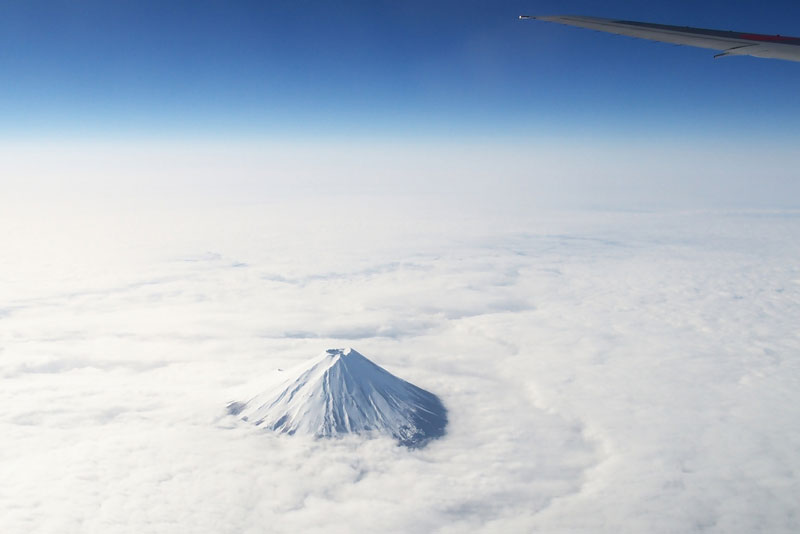 mount-fuji-from-an-airplane-above-the-clouds.jpg