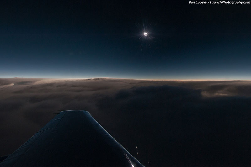 solar-eclipse-from-an-airplane-ben-cooper.jpg