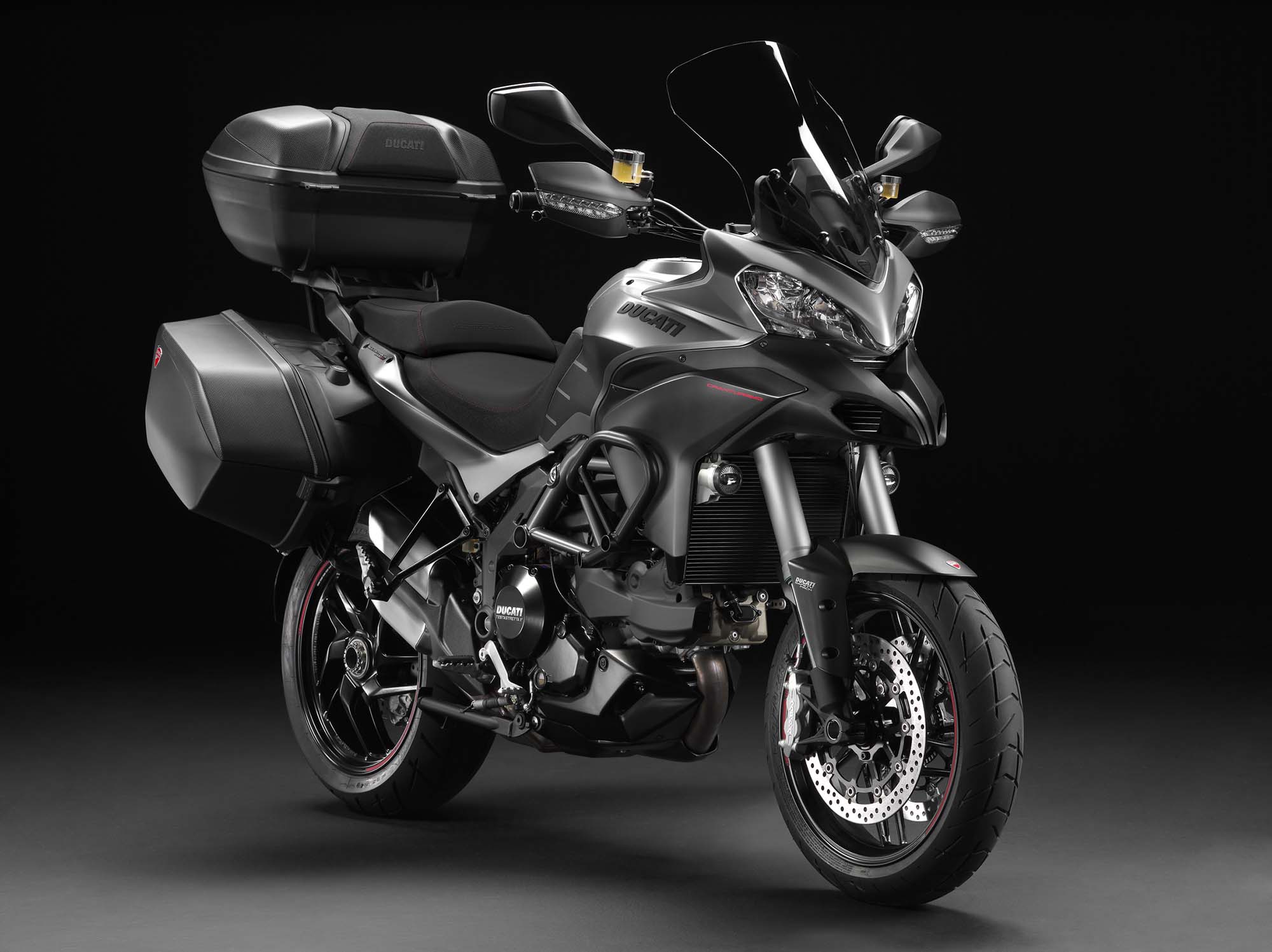 1272990_2013-ducati-multistrada-1200-s-granturismo-02.jpg